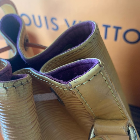 SOLD Authentic Louis Vuitton Noe Epi - Picture 3 of 16